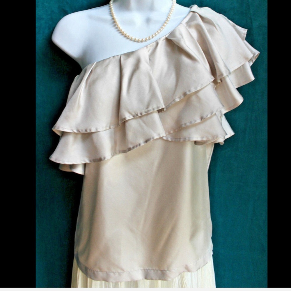Banana Republic silver/light gray ruffled one shoulder top